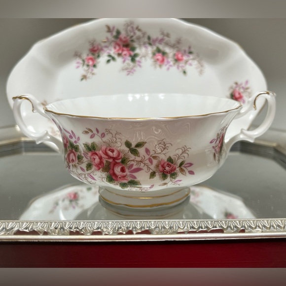 Small Lot of Royal Albert “Lavender Rose” Bone China England - Picture 4 of 7